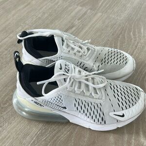 Nike Air 70 shoes